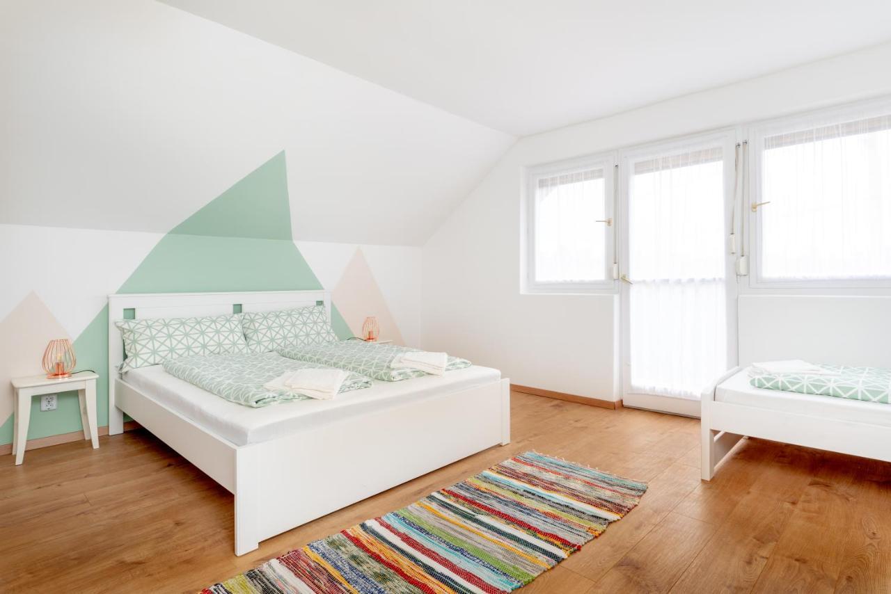 Ferienwohnung Menta Porta Zengővárkony Exterior foto